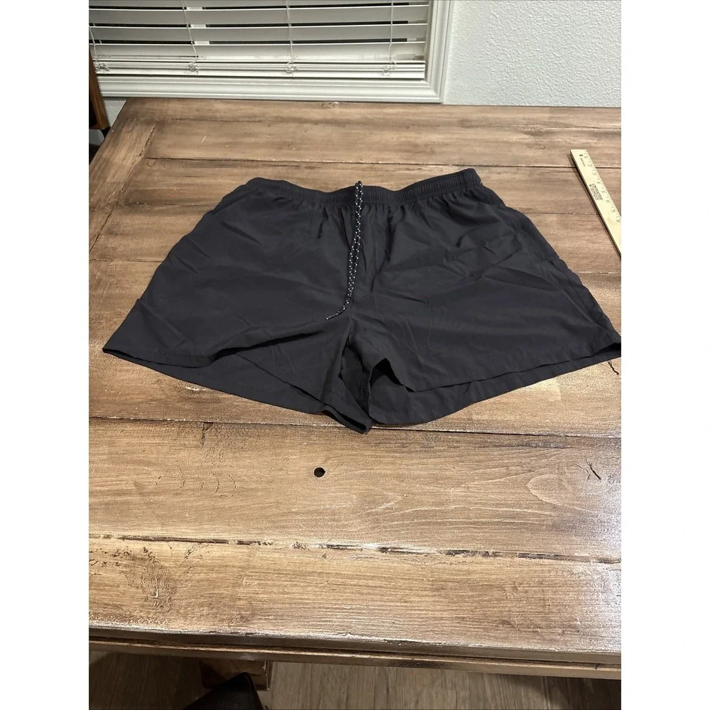Lands' End Women's Black Athletic Shorts Size XL18 /20 Pockets  Drawstring